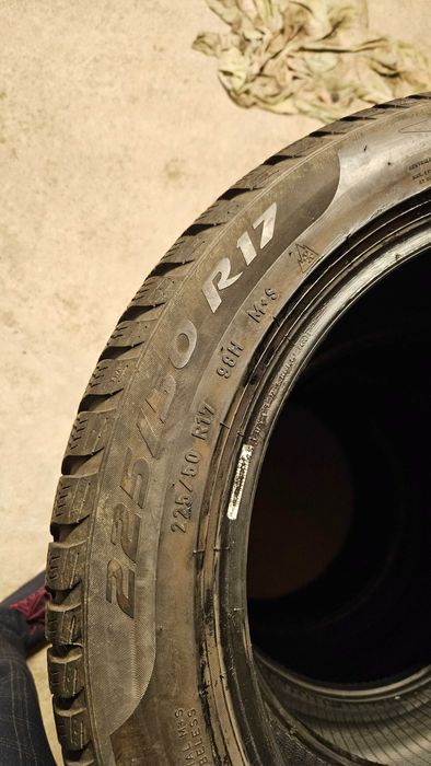 Opony zimowe Pirelli Sottozero 3 RunFlat 225/50 R17