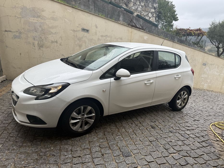 Opel cossa E en bom estado