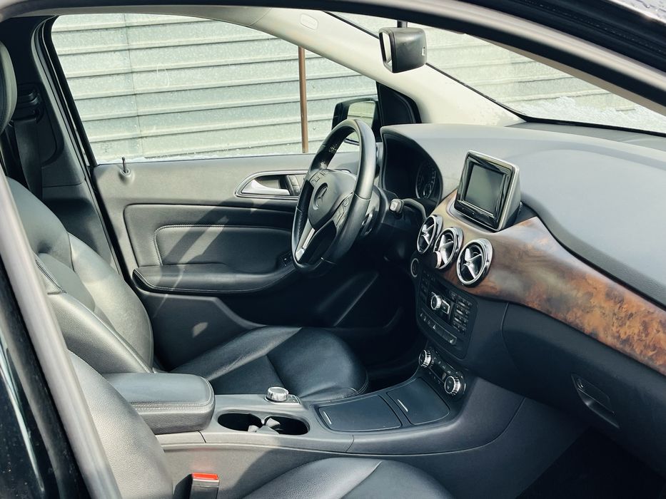 Mersedes benz electric drive 2014
