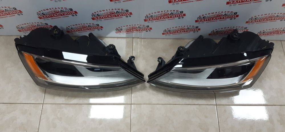 Фара "L/R" VW Jetta Original Hella