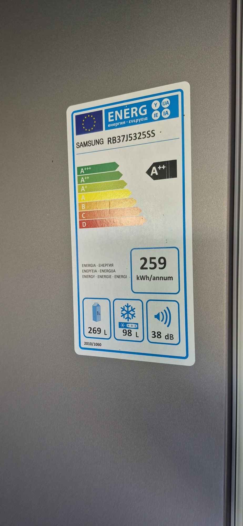 Lodówka Samsung RB37J5325SS
