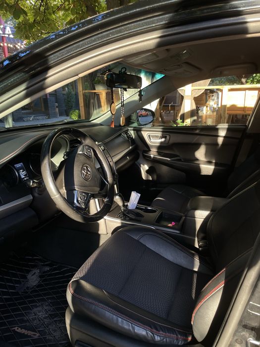 Продам Toyota Camry