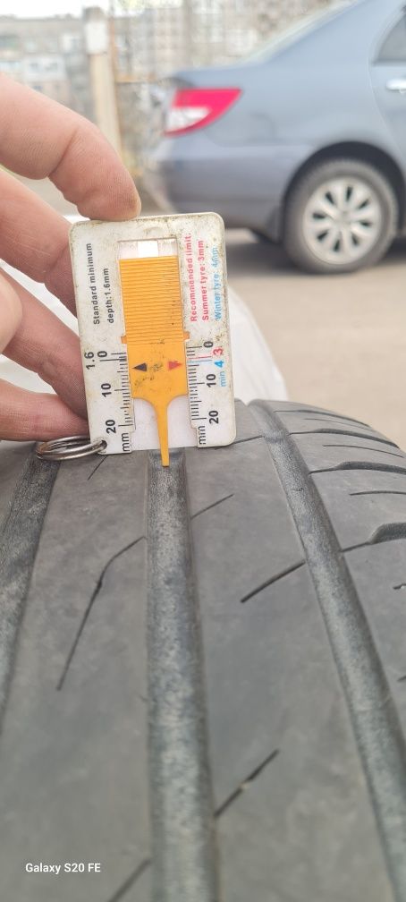 Шины  Toyo 215/60R16 Proxesc f2