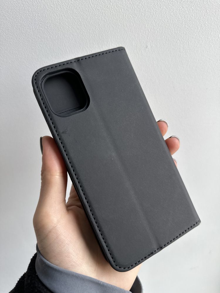 Etui zamykane Smart Suede czarne do IPHONE 11