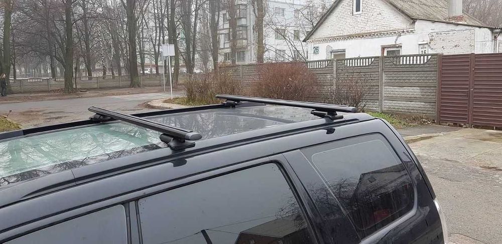 Багажник на крышу Subaru Forester 2, Outback в штатные места, рейлинги