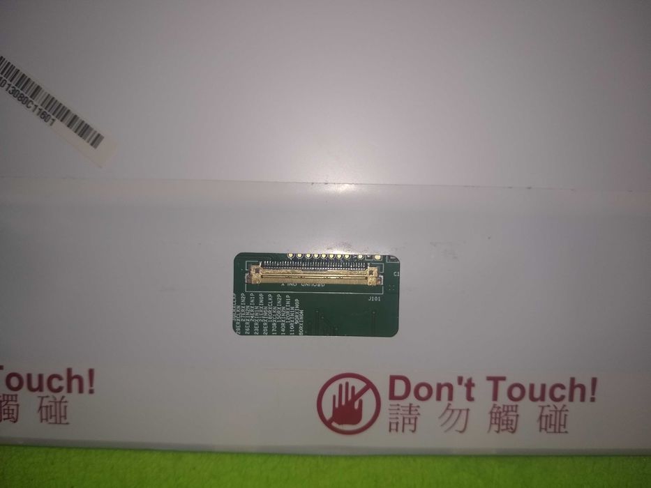 AUO B173RW01 v.0 матрица 17.3 40pin (б/у на запчасти)