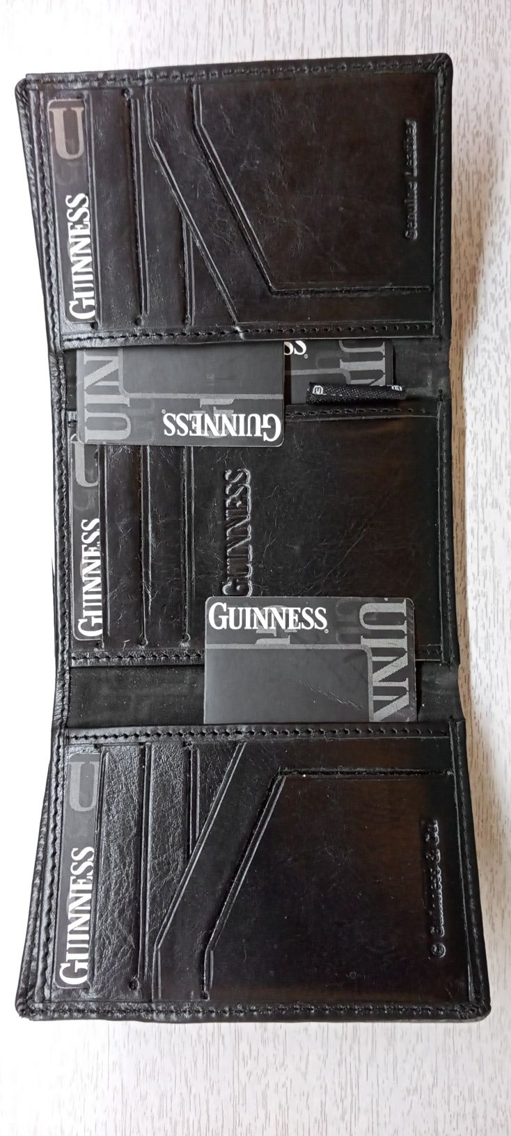 Portfel męski czarny skórzany firmy Guinness