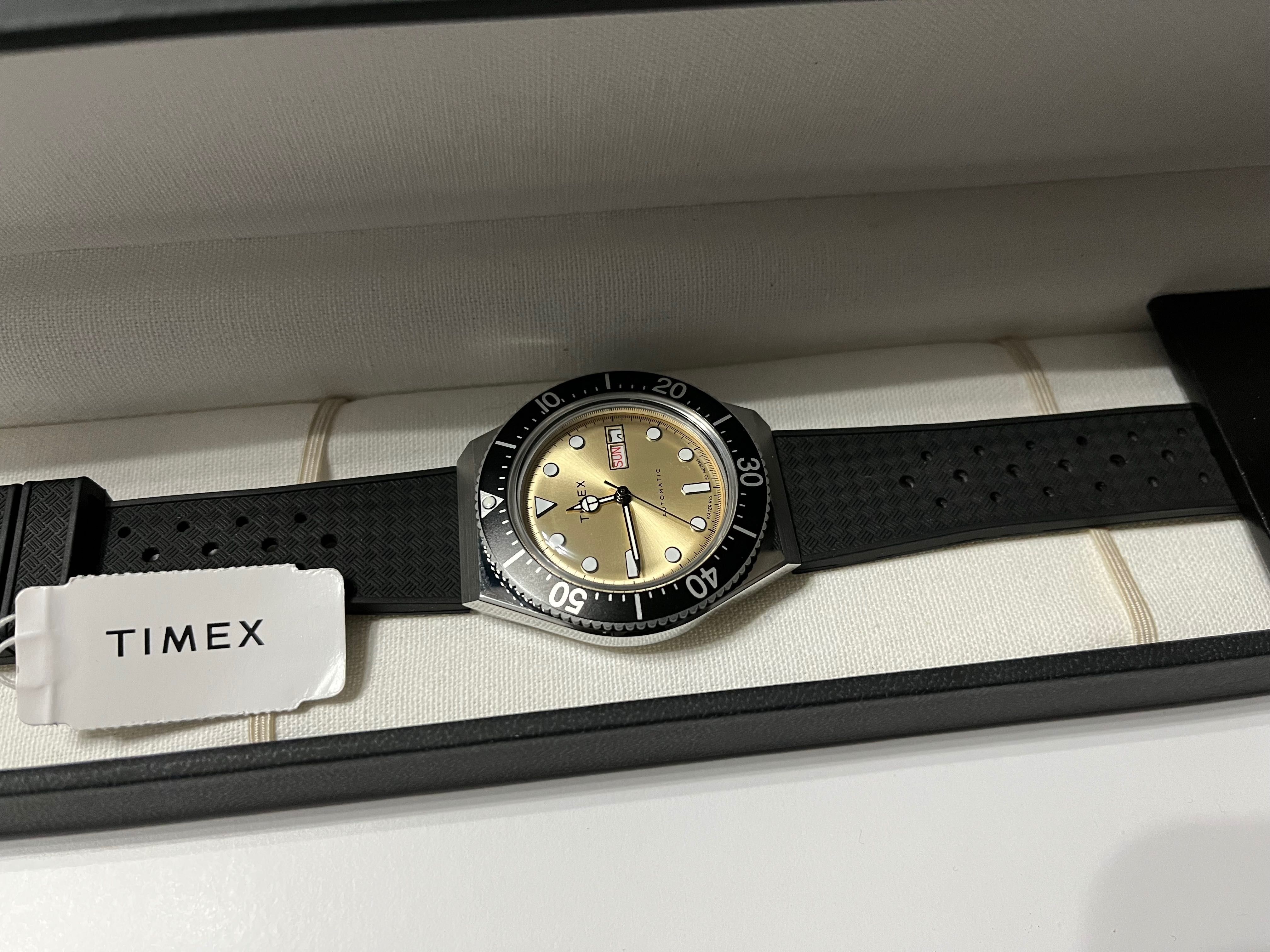 TIMEX M79 Automatic TW2W47600 zegarek męski retro automat Złota tarcza