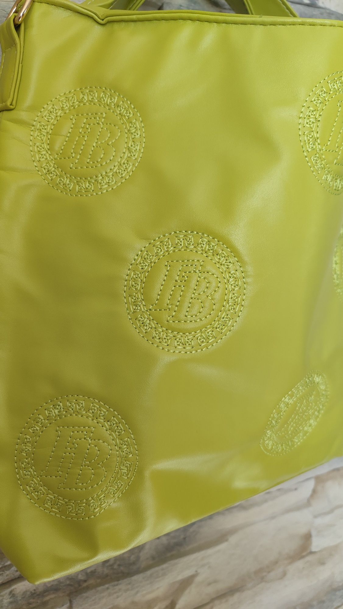 Torebka A5 limonka do ręki i listonoszka pasek regulowany złote okucia