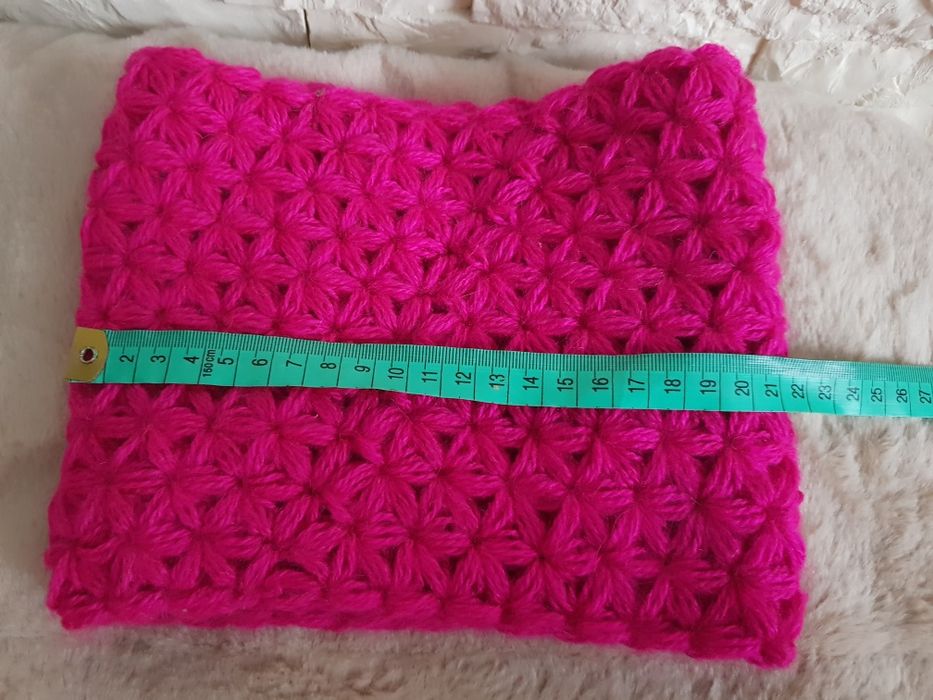 Czapka i komin Handmade różowa malina lekka wygodna i ciepła komin