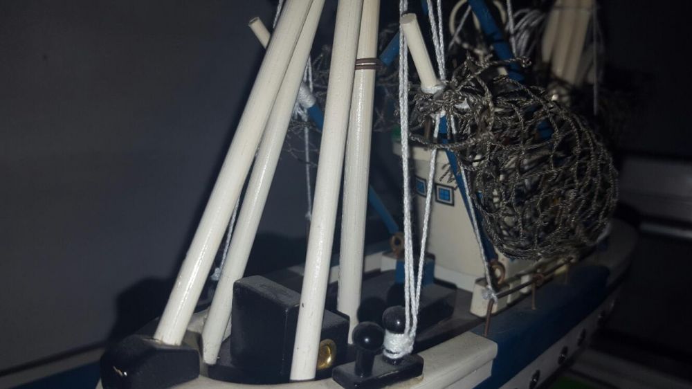 Barco de madeira Artesanal