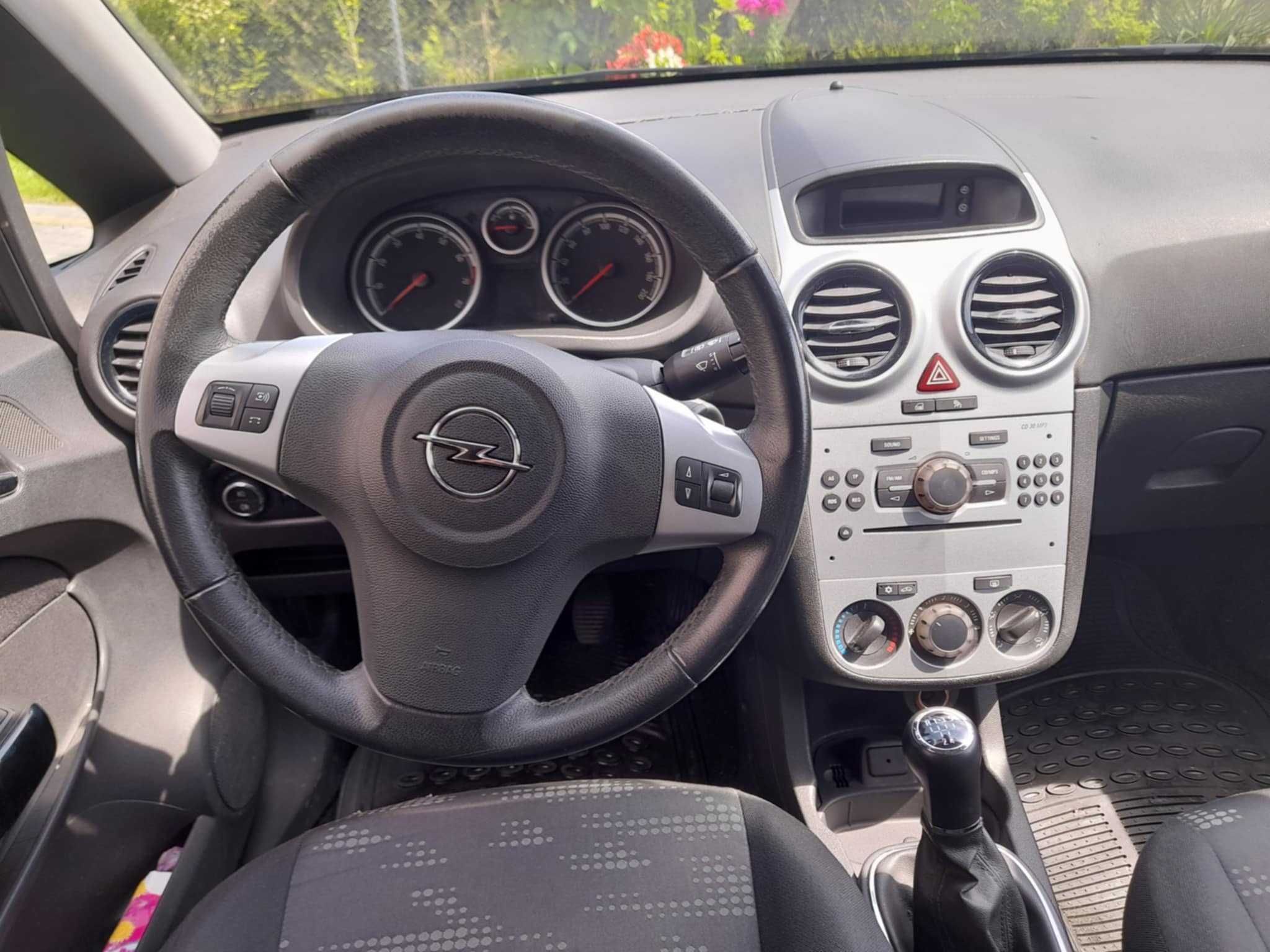 Sprzedam Samochód Opel Corsa 1.4 Benzyna