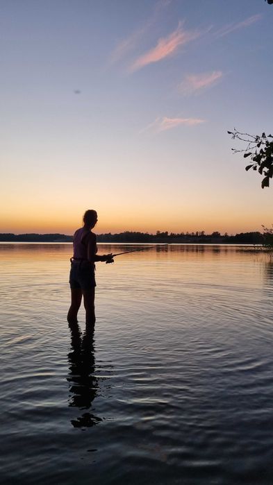 Domek nad jeziorem z linią brzegową na Mazurach Ryn Rybical - Staś