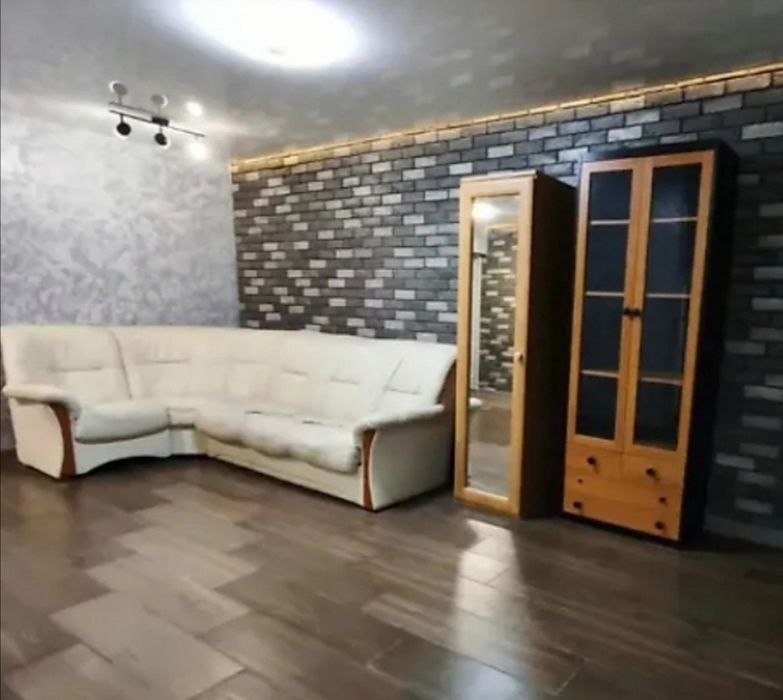 Продаётся 1 к. кв. в р-не Титова.