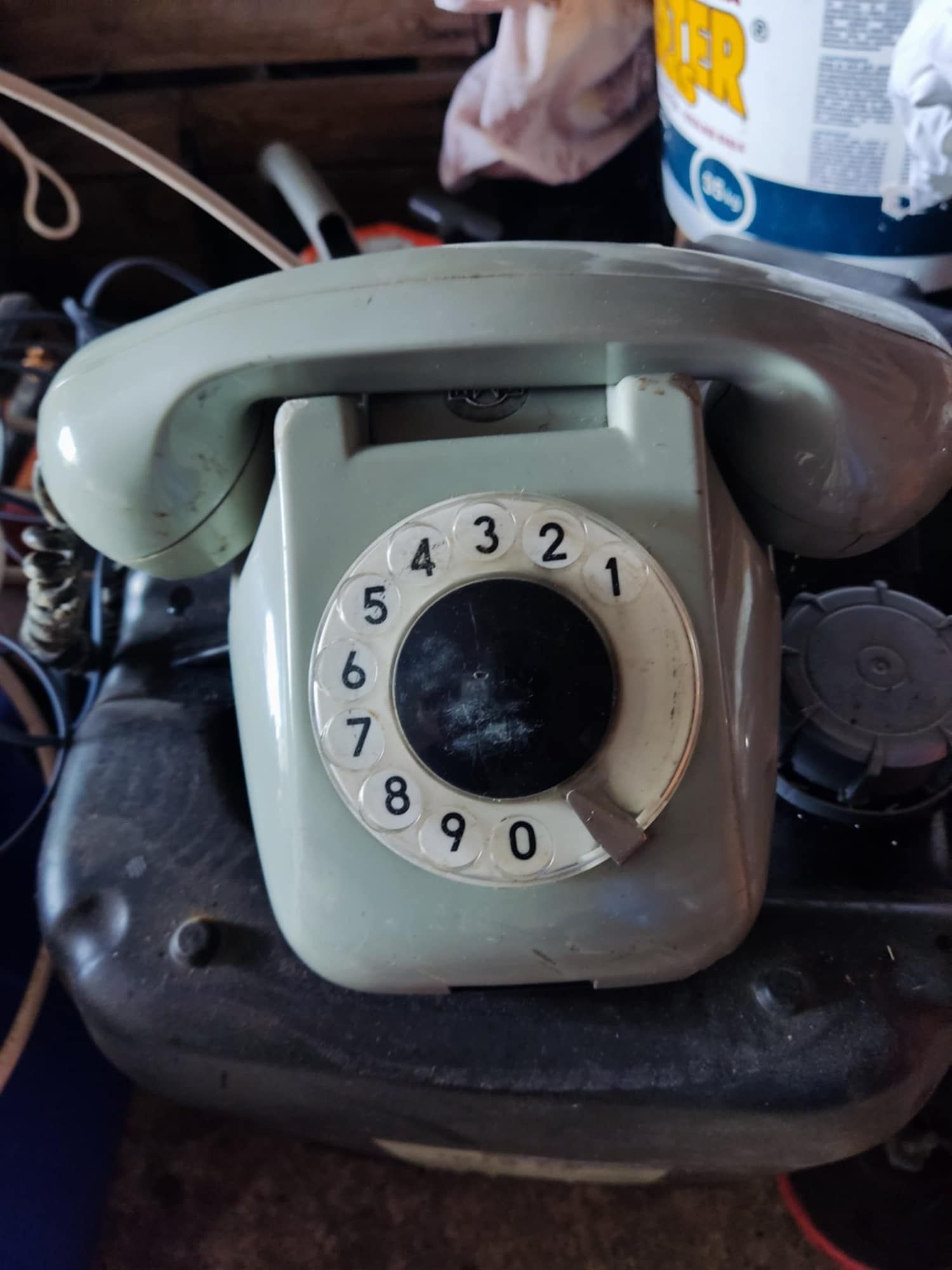 Sprzedam Telefon PRL