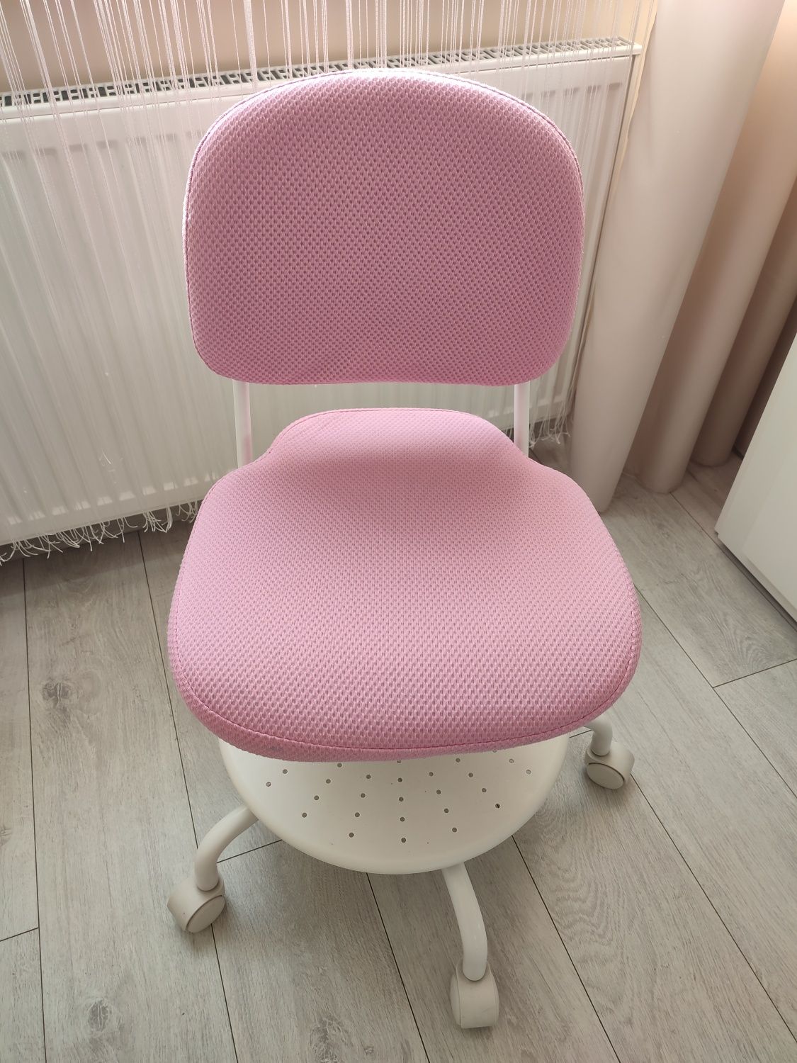 Fotel obrotowy , różowy Ikea
