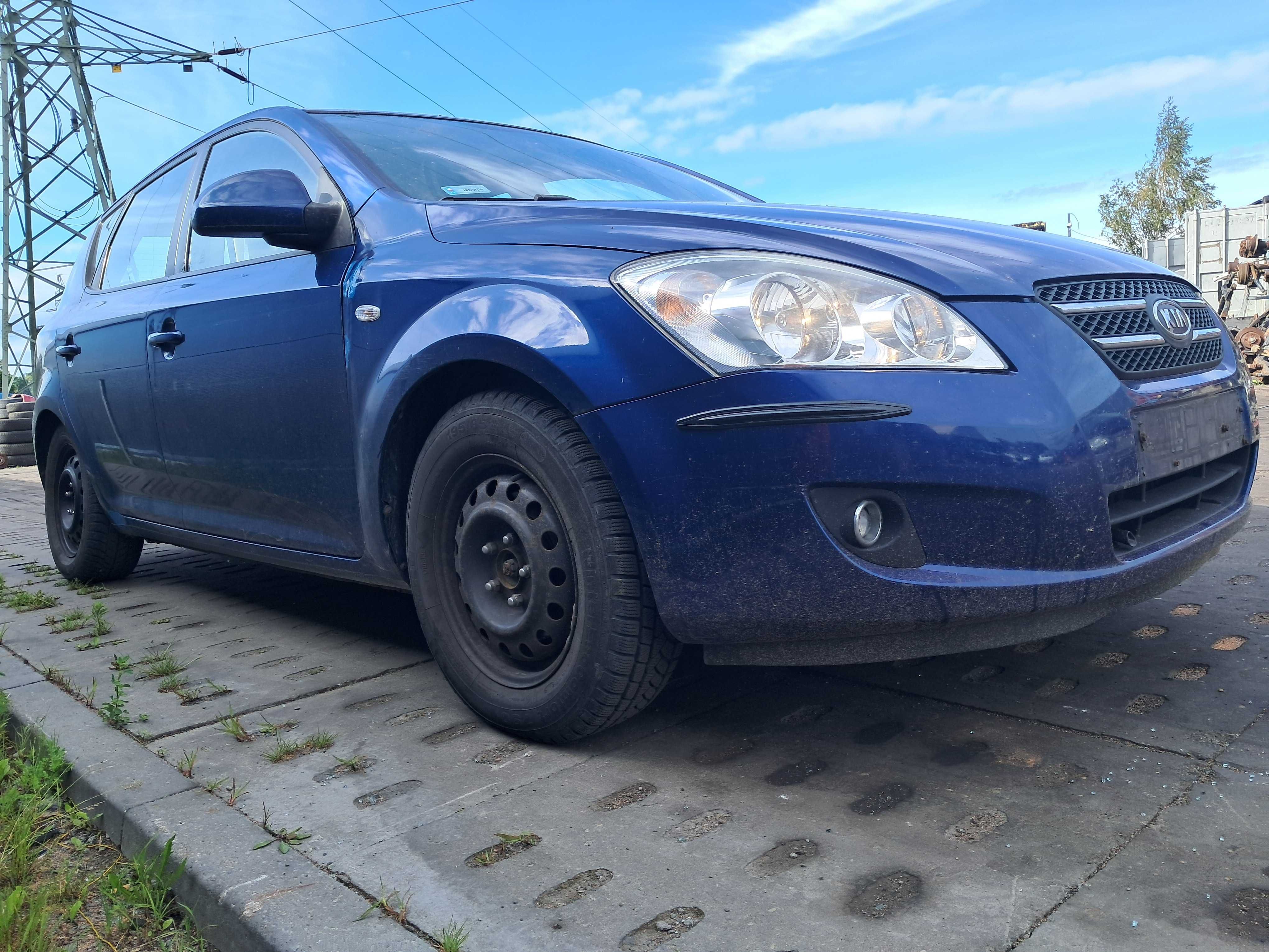 Kia Ceed na Części 1.6CRDi D4FB Manual Kompletny Przód Kia Ceed Kol A8