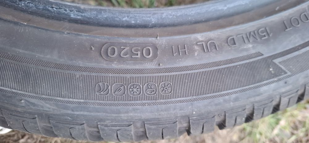 255/40R19 Hankook