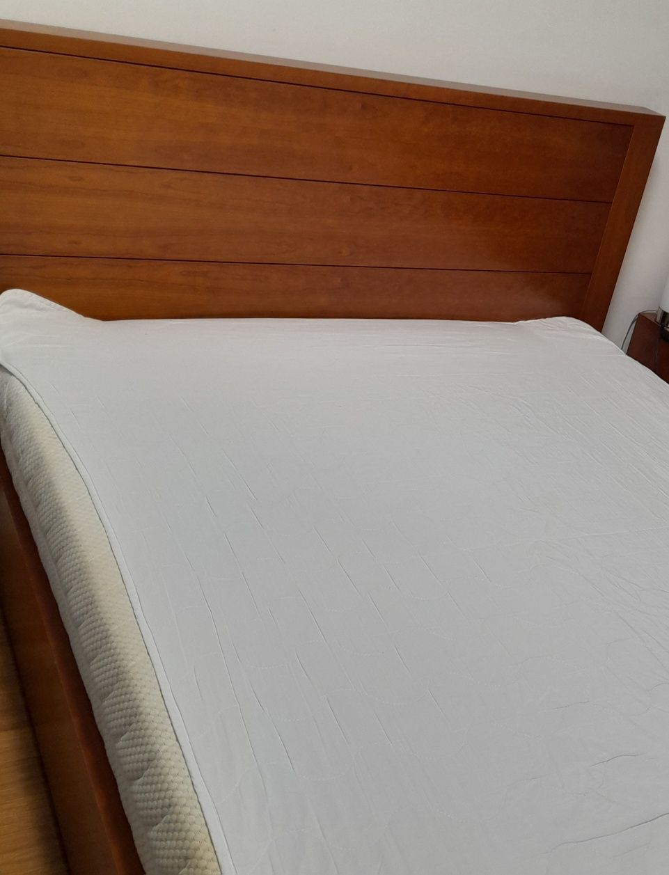 Cama casal 140x200