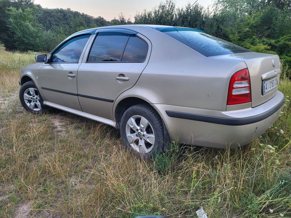 Шкода Октавія Tour 1.8 t.