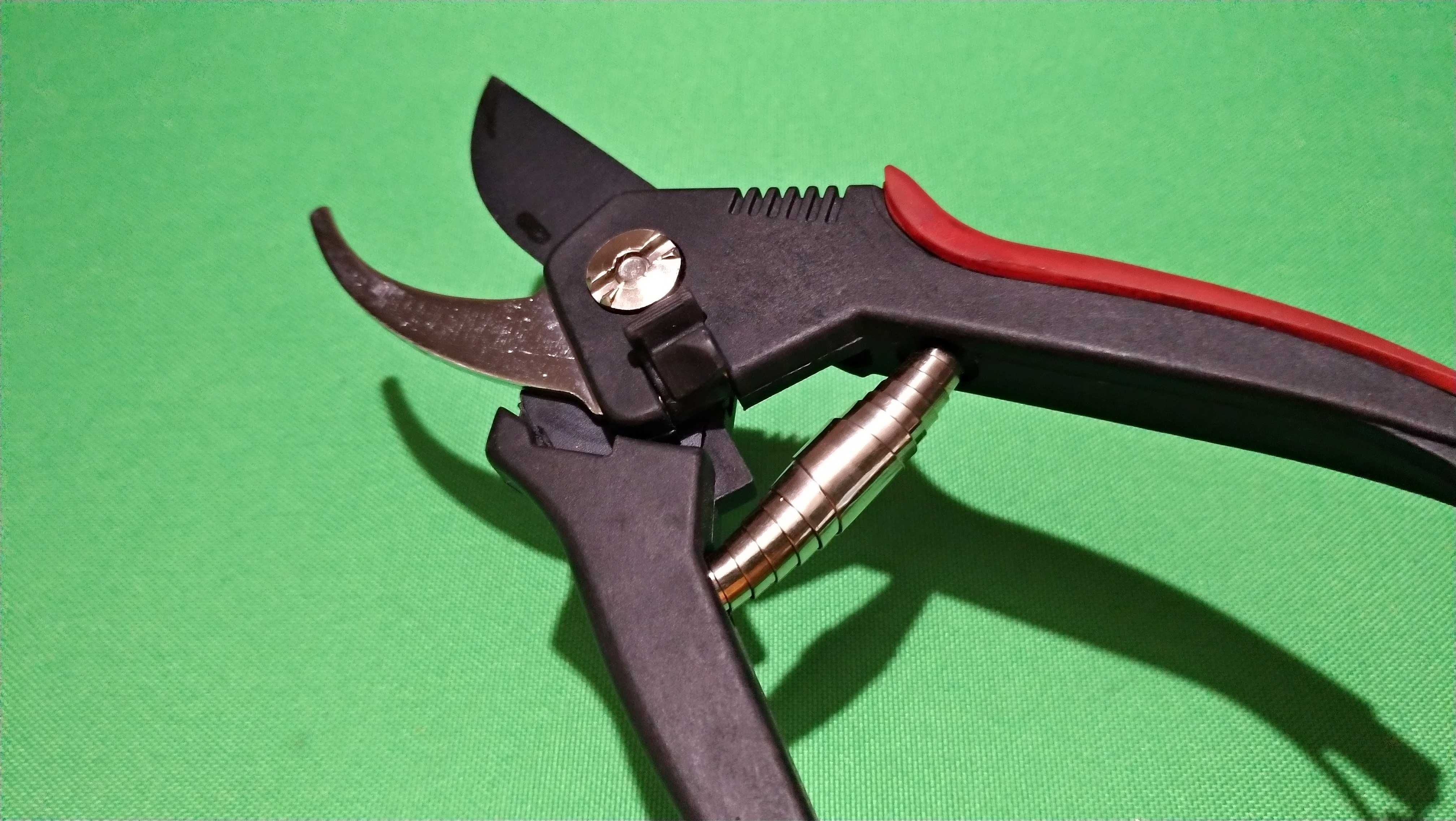 Секатор садовый Tools