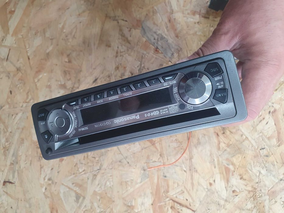 Radio Panasonic CQ-C1311N