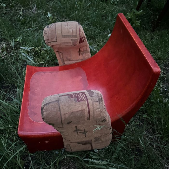 Кресло винтажное пластмасовое ГДР