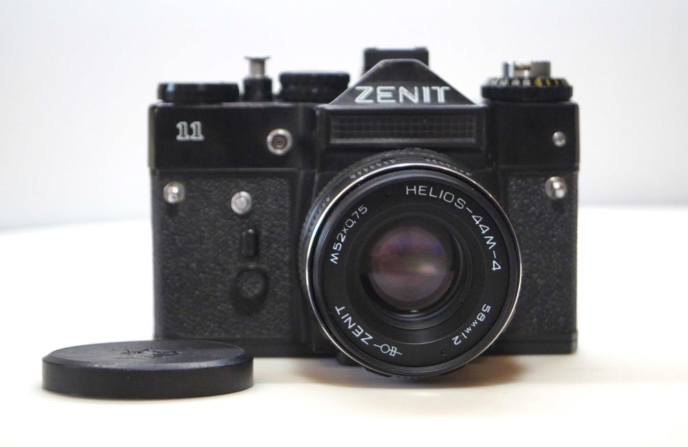 Aparat analogowy ZENIT 11, futerał skórzany USSR