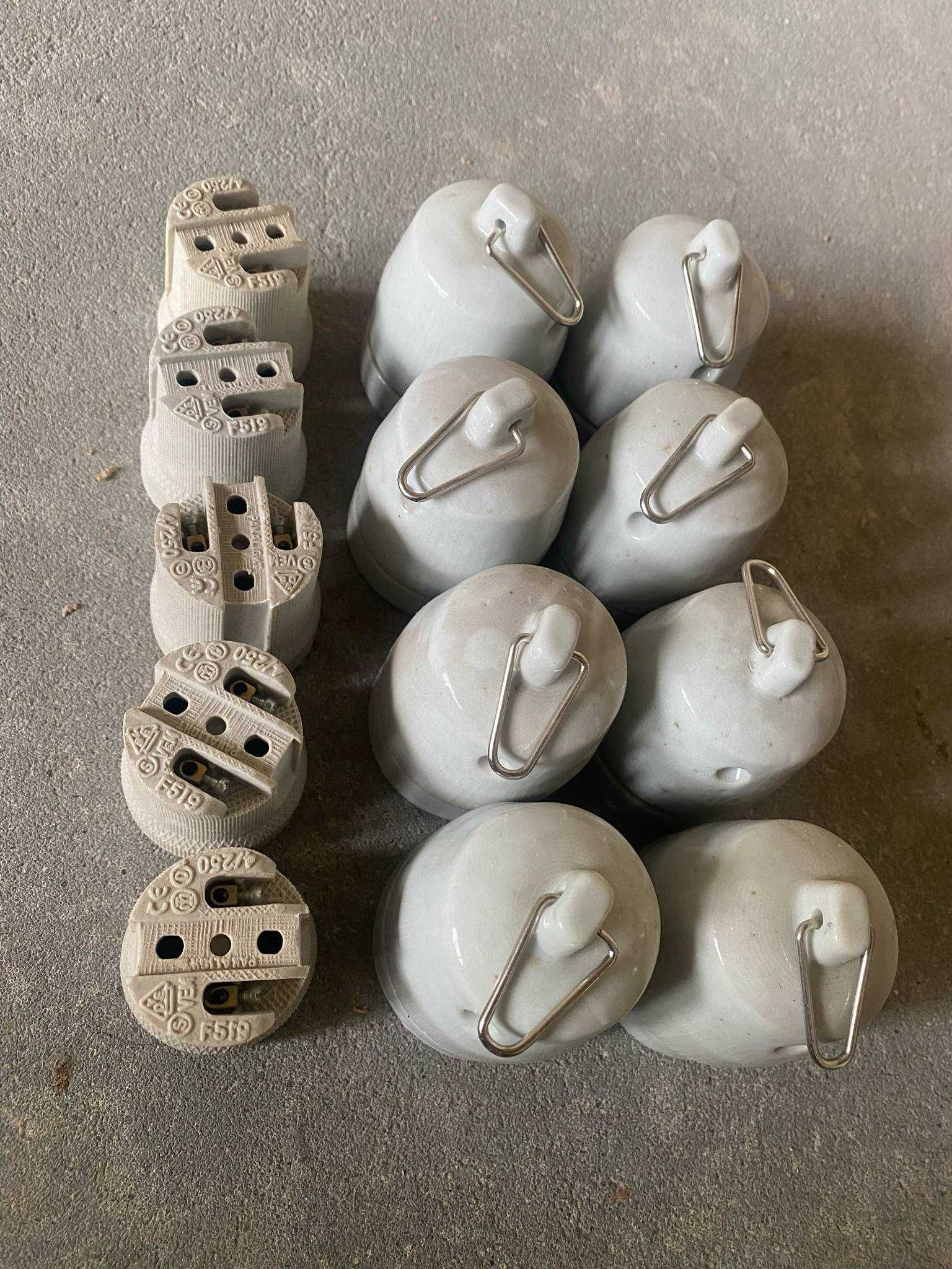 Oprawki ceramiczne na żarówki, kołki do styro, folia pod fundamenty.