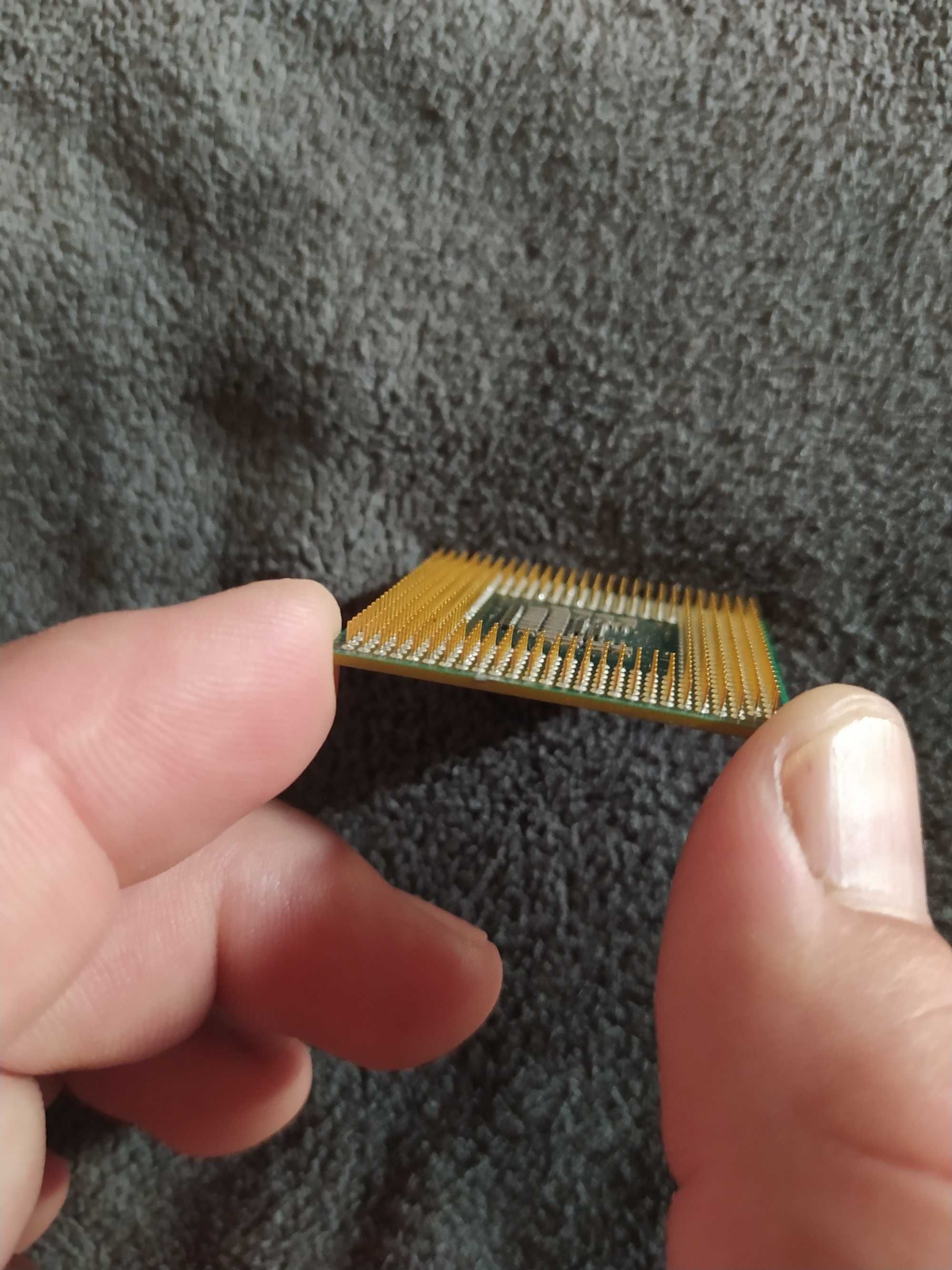 Intel Pentium T4400