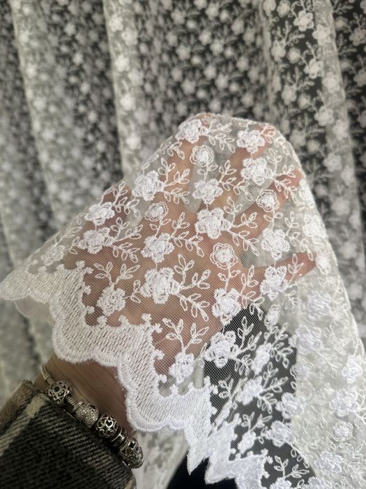 Готовые тюли по 5м высотой 1,70м , гардины на кухню