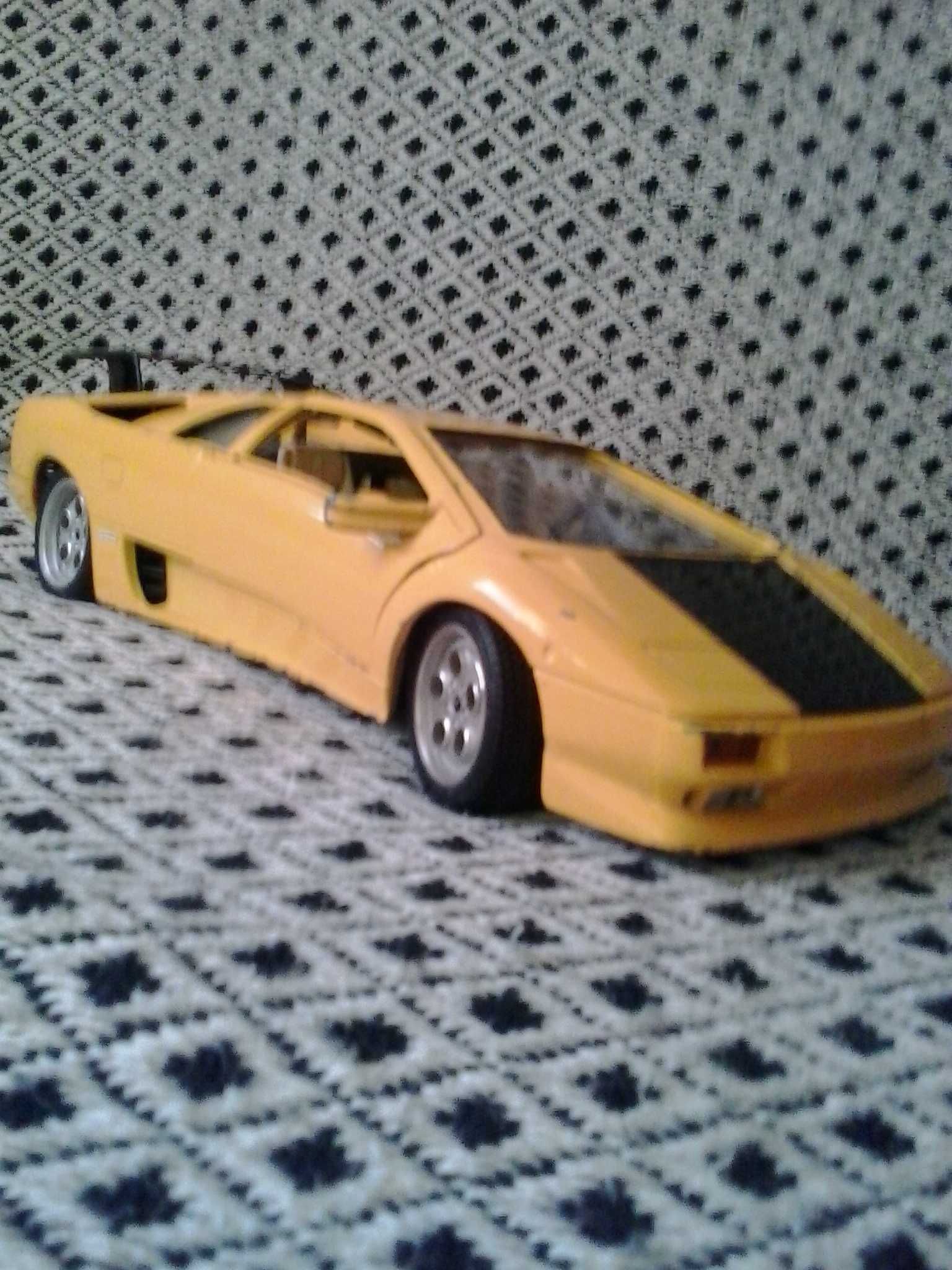 Lamborghini diablo skala 1/18 bburago