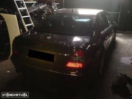 Mercedes E320 V6 W211 Para peças