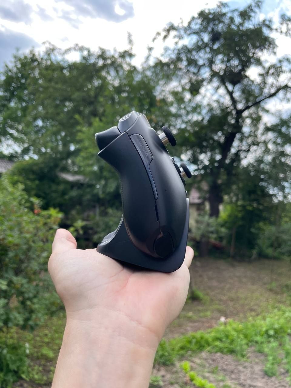 Геймпад Manba One V2 — максимум контролю та стилю!

Бездротовий гей