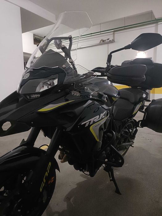 benelli trk 502 seminova