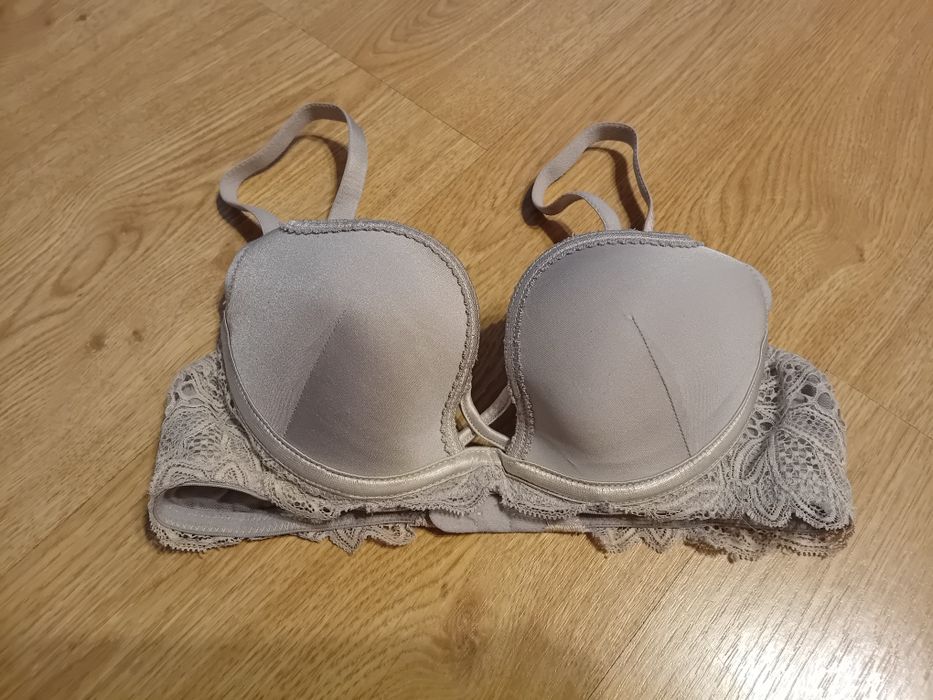 Biustonosz stanik marki esotiq 65C model Claudia basic