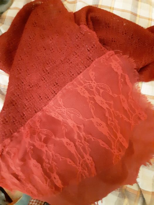 Echarpes Grande branca com apliques+ oferta echarpe