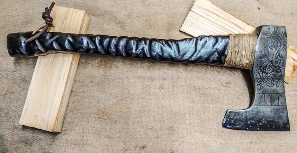 Топор ручная работа скандинавский