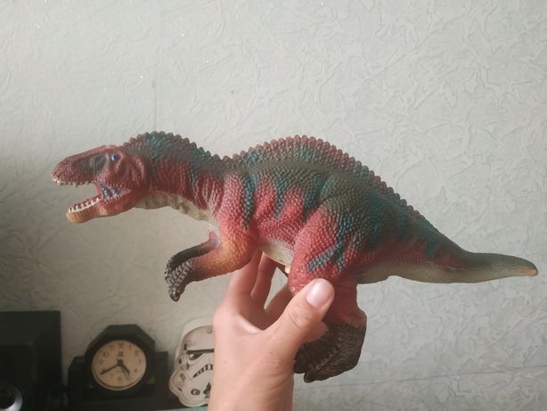 Динозавр тиранозавр рычащий