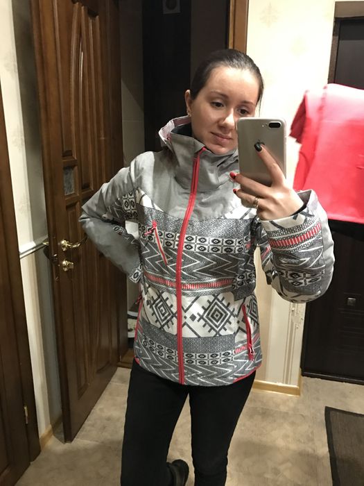 Гірськолижний жіночий костюм рожеві штани сіра куртка Roxy