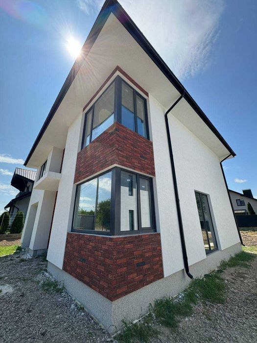 Продаж Будинку/Особняка з ділянкою 5 сотих та комунікаціями під ключ!!