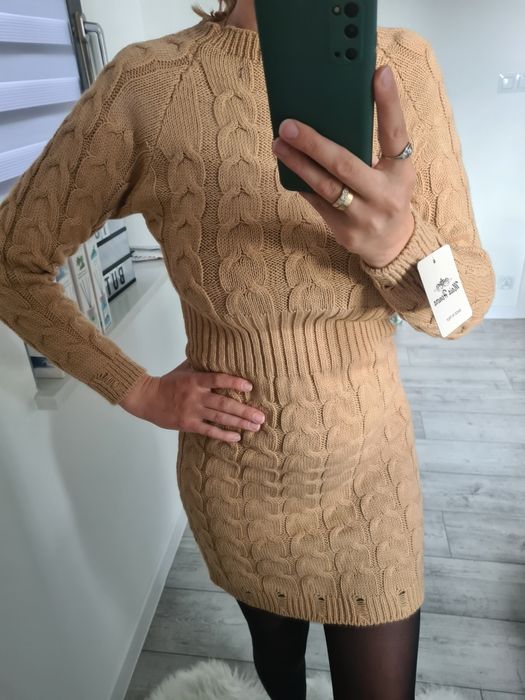 Sukienka sweterkowa