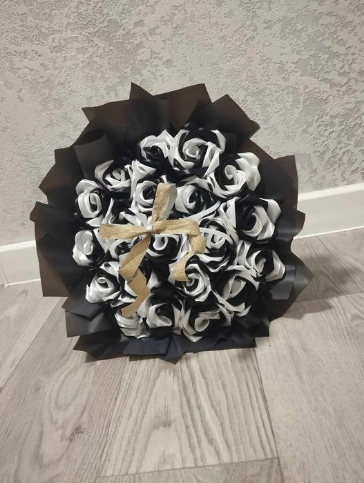 Букети з атласної стрічки