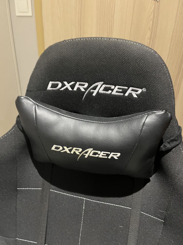 Krzesło gamingowe DXRacer Formula OH/FD01/NG czarno-szare