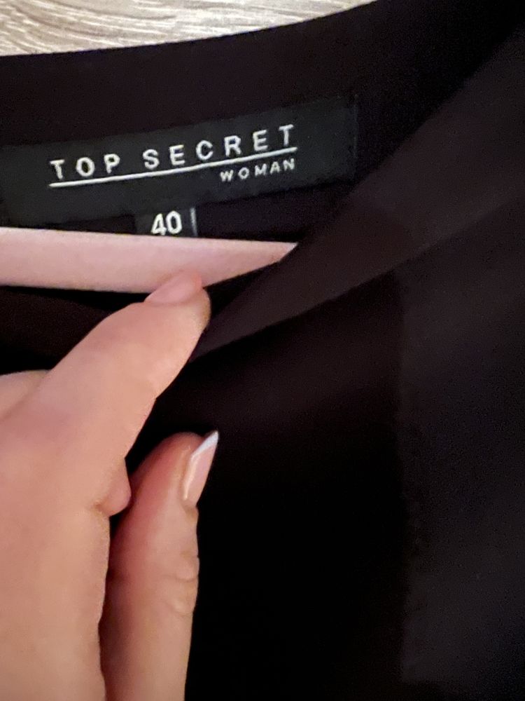 Czarna sukienka top secret 40