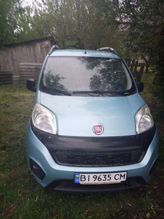 Продам від власника машину Fiat Qubo