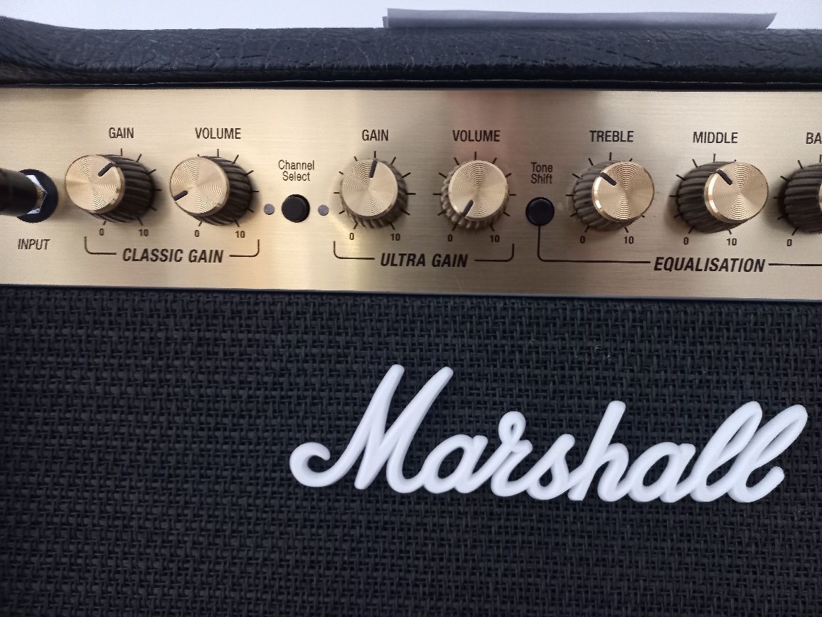 Marshall DSL5CR Combo Válvulas Guitarra Elétrica 10" 5W