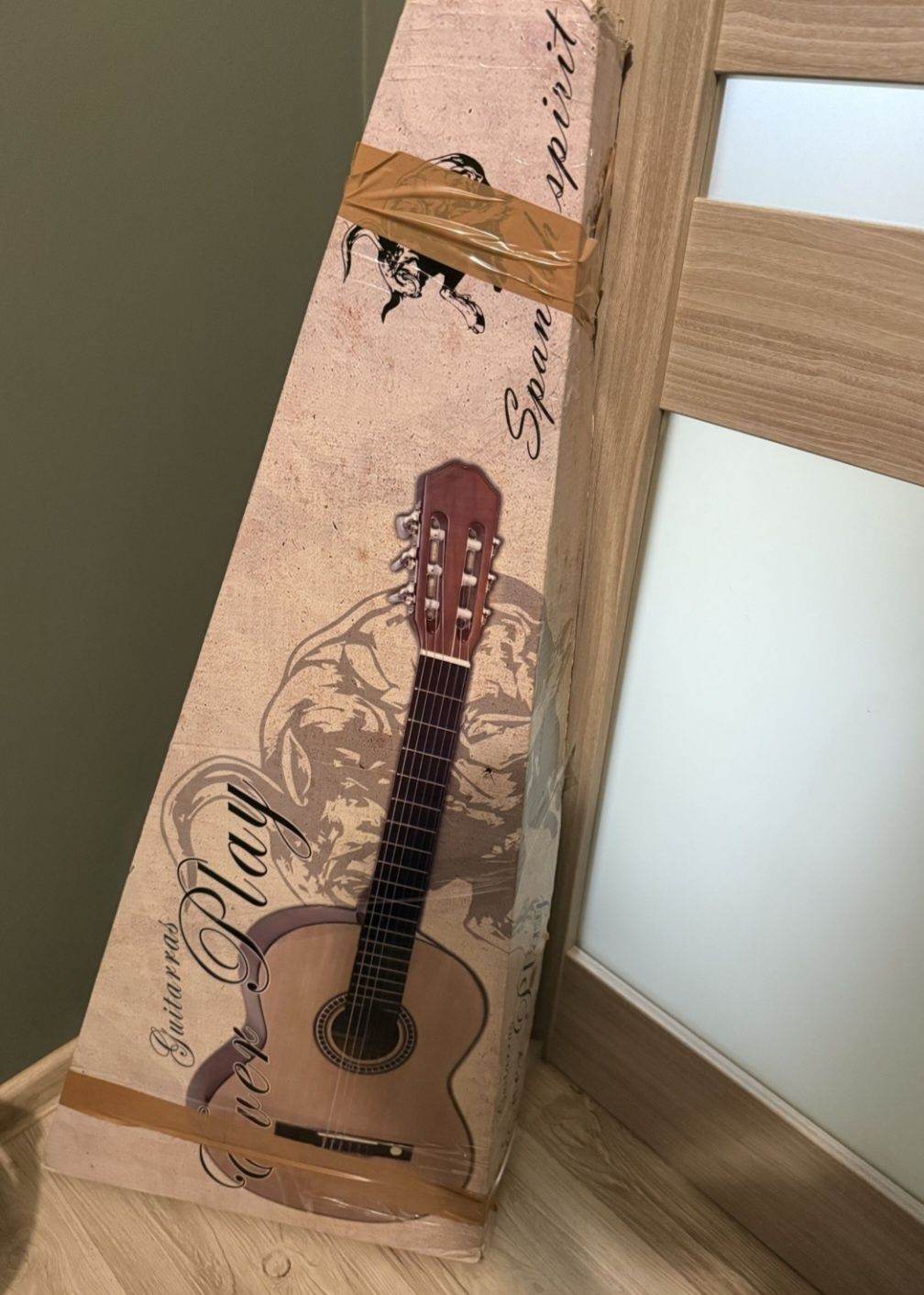 Gitara klasyczna 4/4