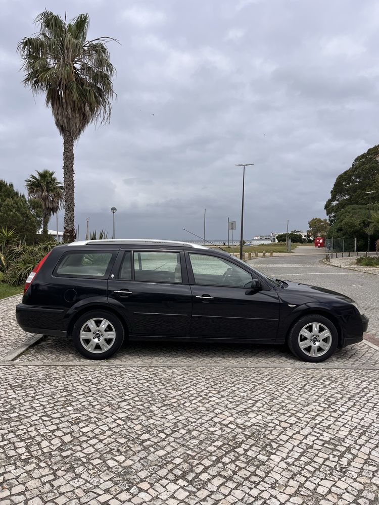Ford Mondeo Automático