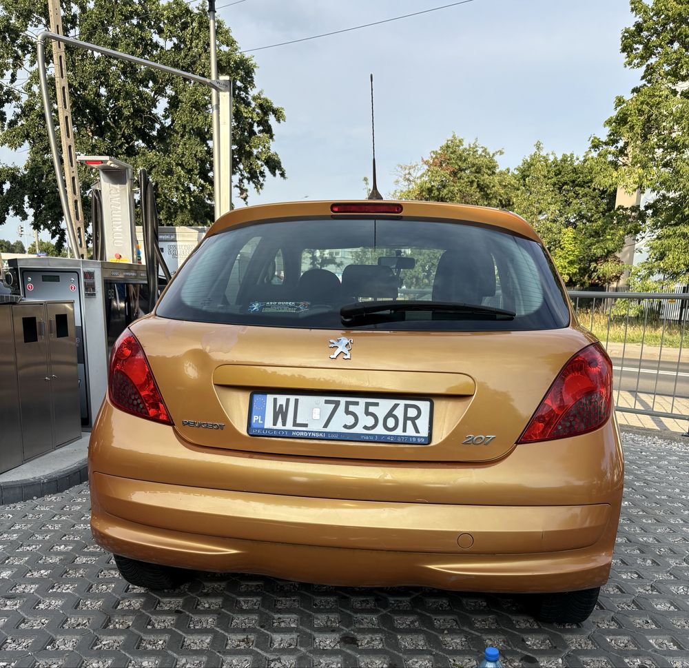 Samochód Peugeot 207